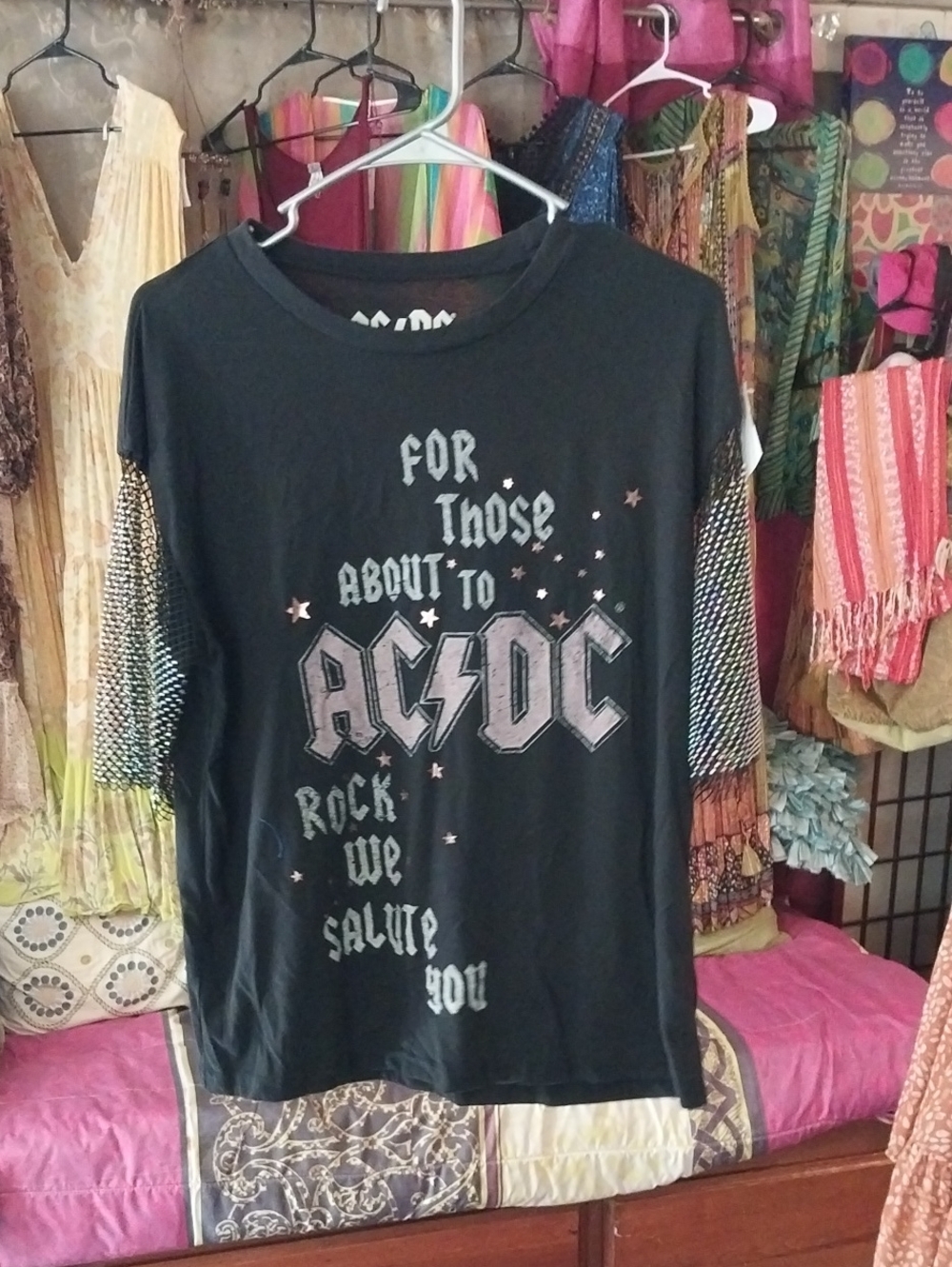 AC/DC TOPS
